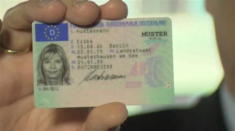 Ein neuer ausweis wird in der regel in drei bis sechs wochen ausgestellt. Landkreis Tübingen - Internationaler Führerschein