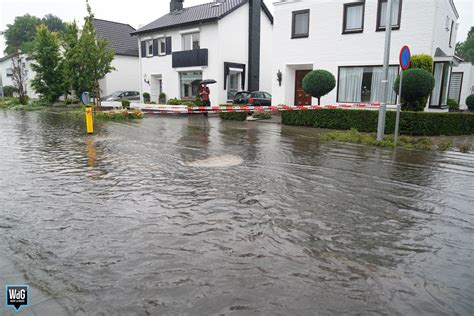 Wat watertekorten en ook wateroverlast veroorzaakt. Flinke wateroverlast na regenval - Oozo.nl