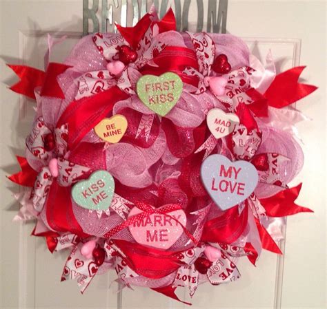 20 Beautiful Valentines Day Wreath Decor Ideas Trenduhome