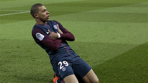 That's all about kylian mbappe's age, height, weight and biography. Three players Chelsea should target to replace Eden Hazard ...