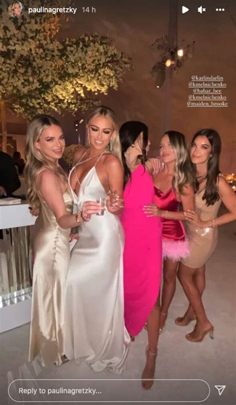 Dustin Johnsons Bride Paulina Gretzky Stuns In Very Busty Gown As