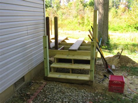 These thin drawers will accommodate any small tools you may have. Mike's Bean Patch: The New Deck - Stairs and finishing the ...