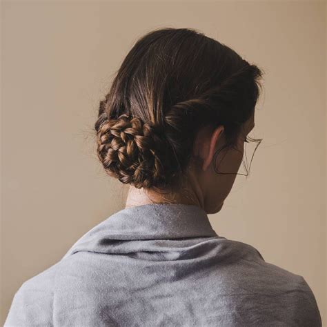 25 easy hairstyles even lazy beginners can copy. #windowlight #aesthetic #instagram #hair #hairstyle #updo ...