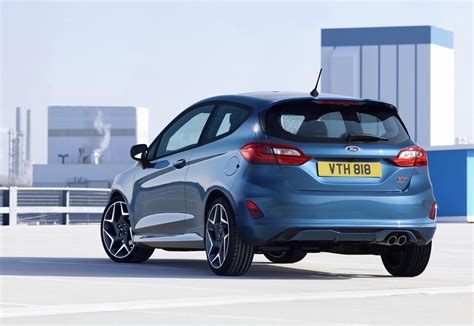 2017 Ford Fiesta St Officially Revealed Gets 15t 3cyl Performancedrive