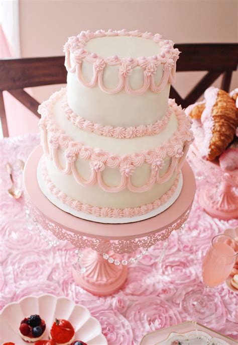 All About Vintage Piped Cakes Cake Inspiration Confetti Fair