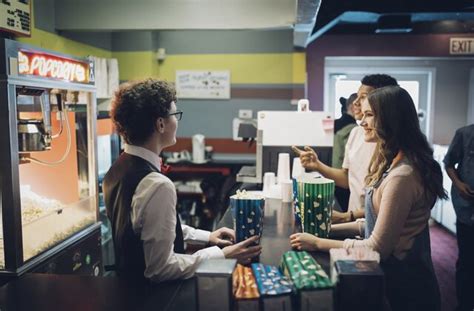 Great Jobs for 14- and 15-Year-Olds | Applying for a Job | US News