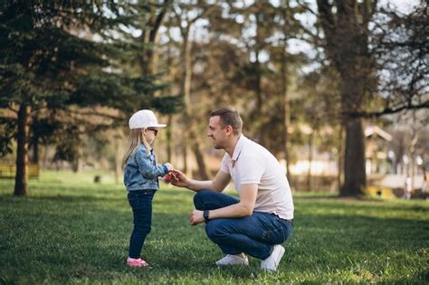 Padre E Hija Divertidos Foto Gratis