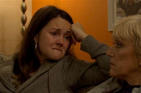 bbc eastenders fans slam stacey slater as harsh as they point out she has forgotten one key
