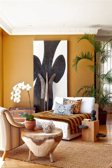 A lot of figurines that are created in africa are created to represent concepts regarding family. 33 Striking Africa-Inspired Home Decor Ideas - DigsDigs