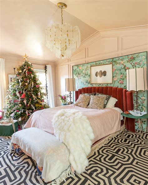Bedroom Christmas Tree And Decor ⋆ Jeweled Interiors