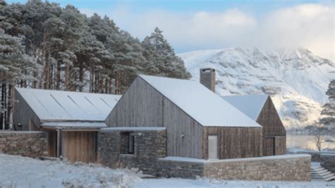 Stunning Scottish Hideaway Lochside House Wins Uks Best New Home As