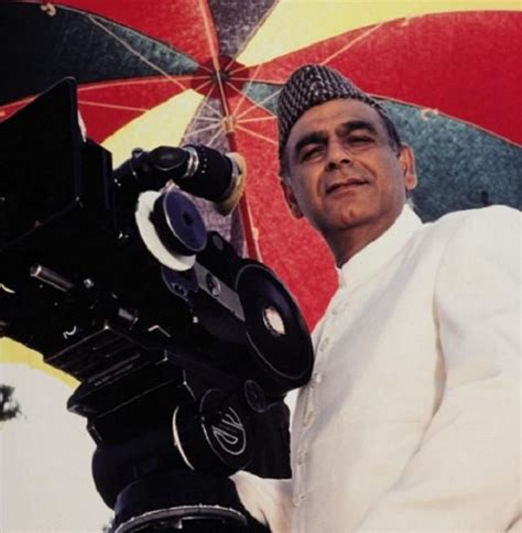 Parasite wins the oscar for best international feature film! 14 Indians Who Have Been Nominated or Have Won The Oscar ...