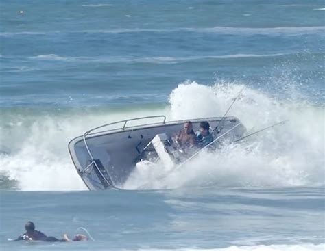 teen surfers help rescue crashed boat ⋆ terez owens 1 sports gossip blog in the world