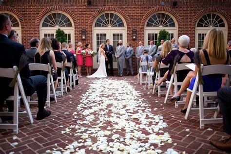 Wedding Ceremony Venues Courtyard Wedding Wedding Venues In Virginia