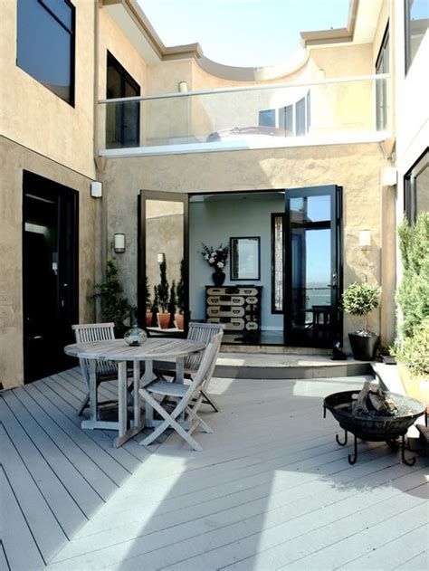 Create a visual link between inside and out when you plan a small garden: Small Courtyard | Houzz