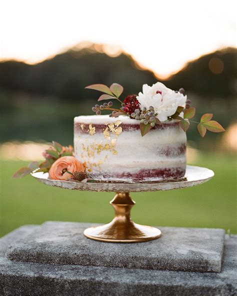 Small Rustic Wedding Cakes