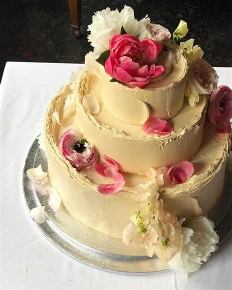 „natürlich will ich nach meiner guten saison bei der em die kirsche auf die torte. Glutenfreie Hochzeitstorte Frankfurt - Katie Washington ...