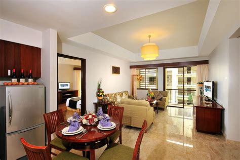 Otelin konumu pulai springs resort, johor bahru (pulai) konaklamanızda, pulai spring country club ile birkaç dakika mesafede misafirlerimize hizmet vermektedir. Pulai Springs Resort in Johor Bahru - Room Deals, Photos ...