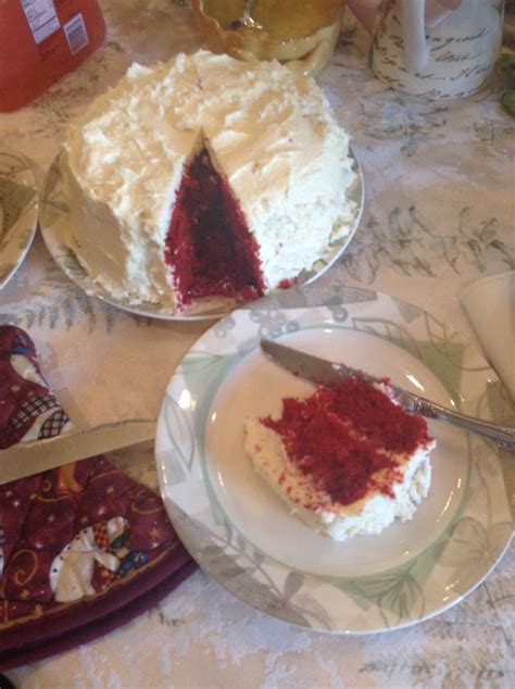 Vintage 3 tier cake stand. Red Feather Cake (Red Velvet Cake) | Recipe | Cake recipes ...