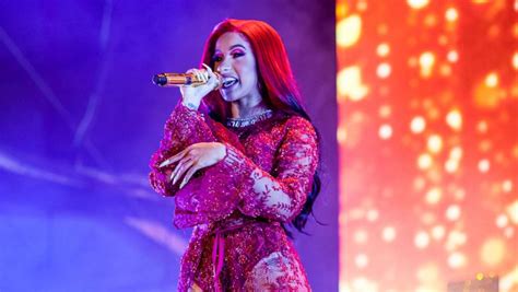 Cardi Bs Provocative Perth Performance At Origin Fields The West