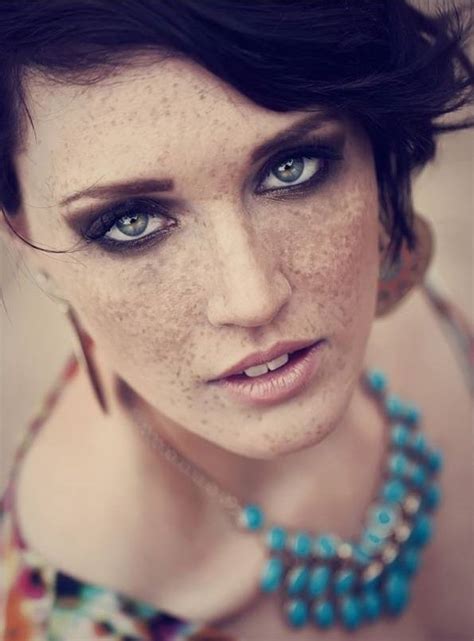 beautiful girls with freckles 35 pics