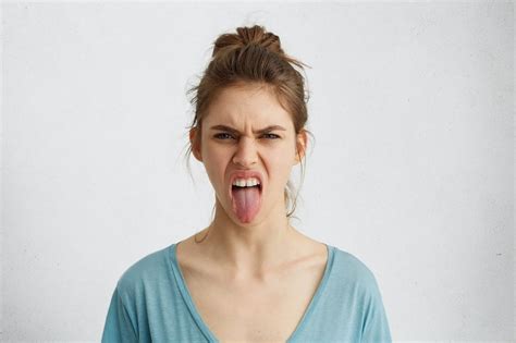 Pimples On Tongue What Does It Indicate And How To Treat It