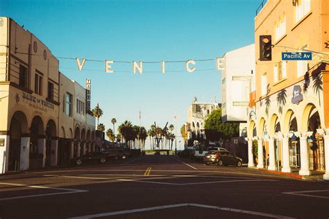 51 Venice California Wallpaper On Wallpapersafari