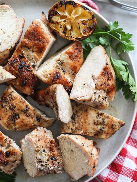 These recipes all call for 5 ingredients or fewer. 5 Super Simple Chicken Breast Dinners