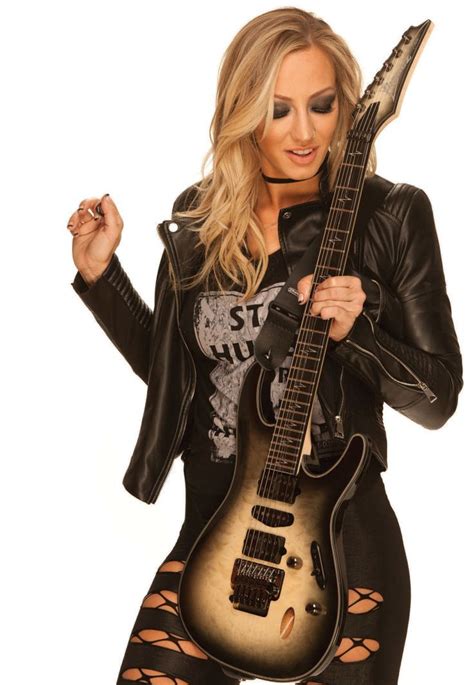 Pin On Female Guitarists Photoshoot