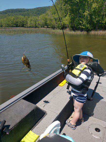 A Boatload Of 31 Reasons To Take Your Kids Fishing