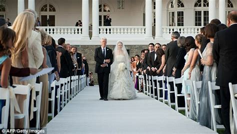 Inside chelsea's wedding…see her gown. Chelsea Clinton Wedding Pictures: Bill and Hillary 'so ...