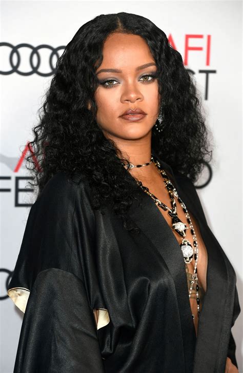 Самые новые твиты от rihanna (@rihanna): Rihanna - "Queen & Slim" Premiere at AFI Fest in Hollywood ...