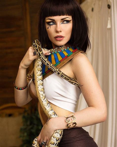 For A Thousand More — Cleopatra Assassins Creed Origins Cosplay