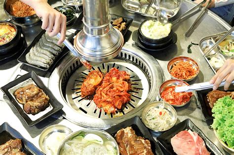 You can only choose between korean steamboat or bbq, but if you have a party of six people or more, you can have both! Hello Korean BBQ - Korean BBQ Buffet And Army Stew At Boat ...