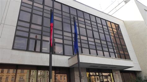 Ministerstvo vnitra je orgánem státní správy pro vnitřní věci, zejména pro veřejný pořádek a další věci vnitřního pořádku a bezpečnosti ve vymezeném rozsahu, včetně. Ministerstvo vnitra sleduje na 40 webů šířících ...