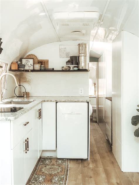 Photo 12 Of 46 In 26 Vintage Airstream Renovations Thatll Make You
