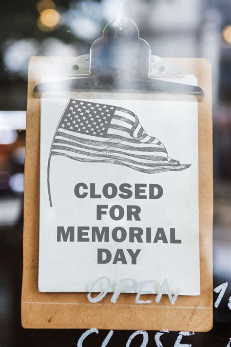 Printable Sign Closed Memorial Day Example 2 B Mom Envy