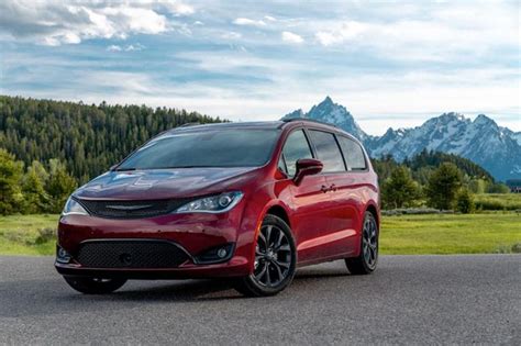 2020 Chrysler Pacifica Hybrid Limited Test Drive Review Autonation Drive