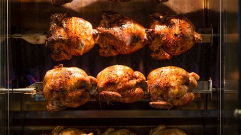 how to pick the juiciest rotisserie chicken at the grocery store bon appétit