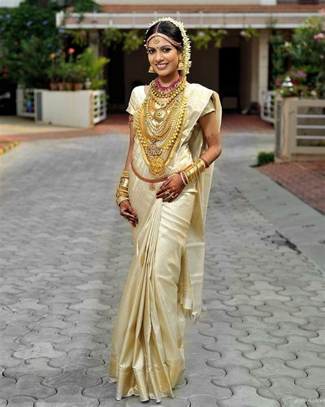 Beautiful Traditional Southern Indian Bride Mallu Or Malayali Bride Wearing Bridal Jewellery