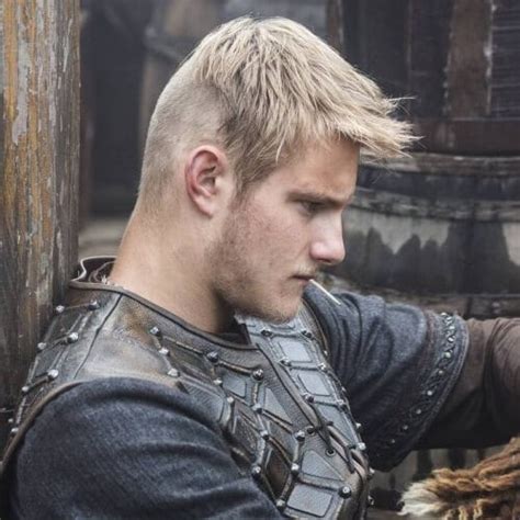 The show may have stoked it's resurgence, but viking hairstyles don't have to emulate the wardrobes you see on tv. 50+ Viking Hairstyles to Channel that Inner Warrior (+Video) - Men Hairstyles World