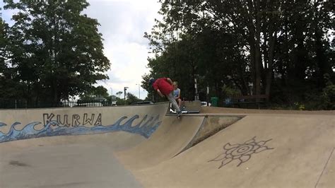 Click here to find out more information or to book a reservation. A Day Edit At Sunbury Skatepark | 2014 - YouTube