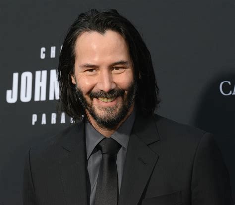 They find themselves in the afterlife and eventually manage to come back to life after beating william sadler at several different games. Pictures of Keanu Reeves Smiling | POPSUGAR Celebrity UK ...