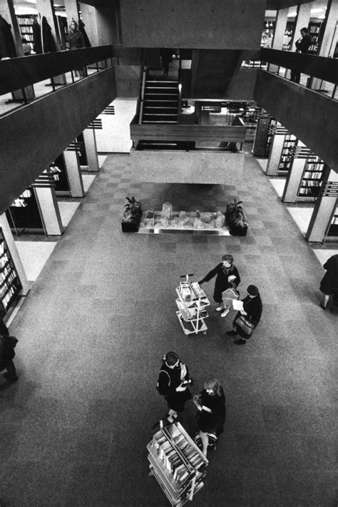 Central Library Newcastle Upon Tyne The Central Area Of The Main