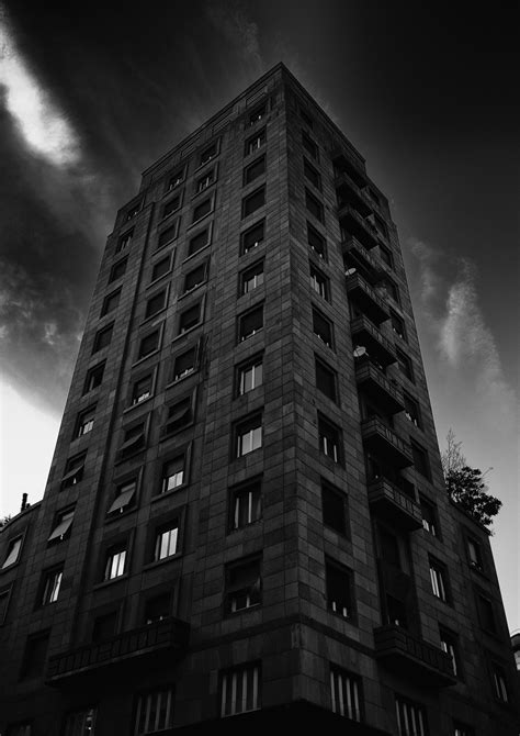 Dark Building Juzaphoto