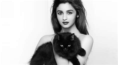 pic alert alia bhatt poses topless with her cat movie talkies