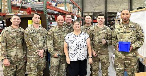 2nd Recruiting Brigade Gives Back To Communities Military Scene