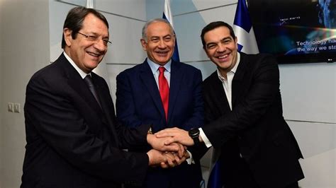 ישראל תציג בדיון הוכחות, כי המנהרות האלה פגעו בריבונות שלה ונועדו לאפשר לכוחות חיזבאללה לחדור לישראל ספק רב באם המנהרות שעליהן ישראל וצהל מדברים, הן מנהרות טרור. נתניהו על מנהרות חיזבאללה: "פועלים באמצעים מיוחדים, נגביר ...