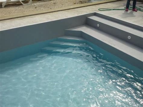 Image de Gris: Piscine Liner Gris Clair Desjoyaux