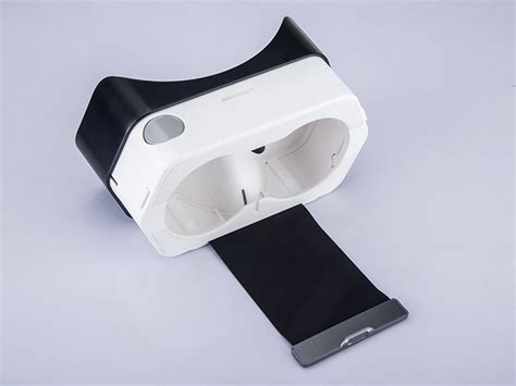 Dscvr Virtual Reality Headset For Smartphones Stacksocial